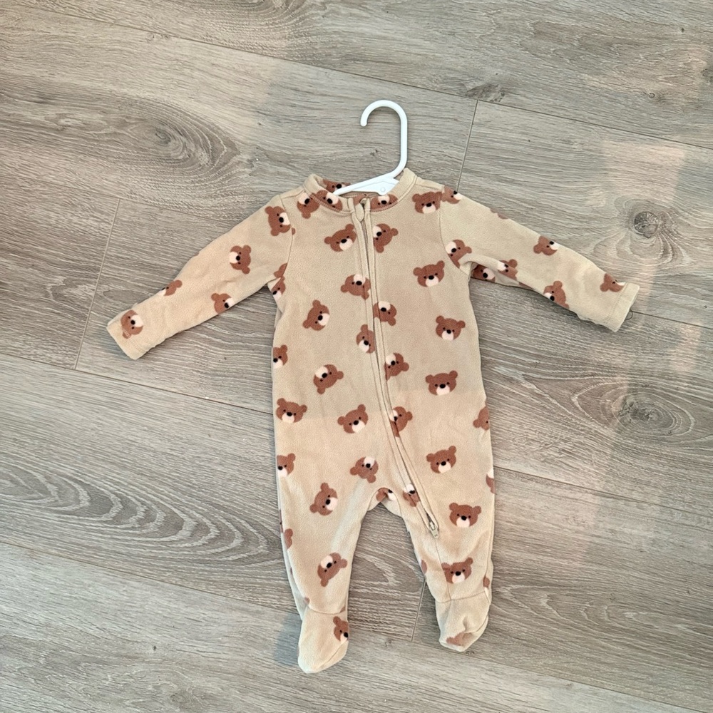 Old Navy Tan Bear Print Kids Footie